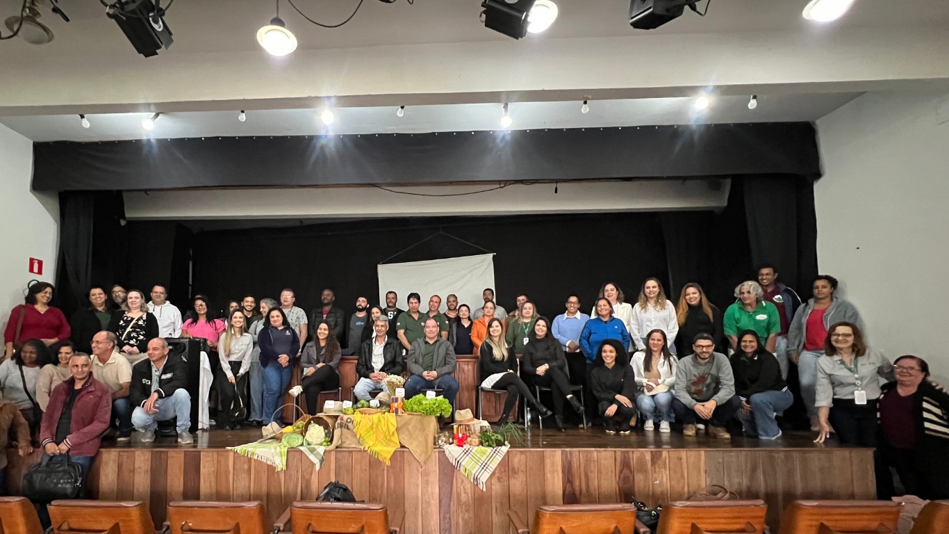 Seminário discute avanços e desafios da alimentação escolar na Região dos Inconfidentes